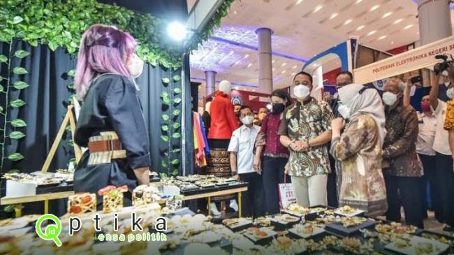 Pemkot Surabaya Wajibkan Asn Gunakan Produk Umkm Lokal