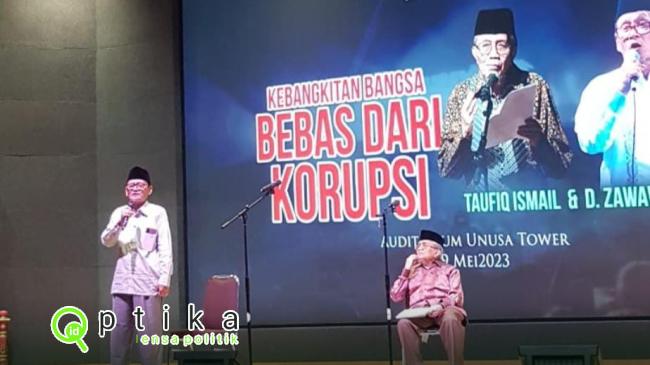 Dua Penyair Legendaris Taufiq Ismail Dan Zawawi Imron Baca Puisi