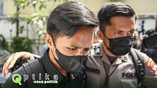 Resmi! Polri Tetapkan Bharada E Jadi Tersangka Dan Langsung Ditahan