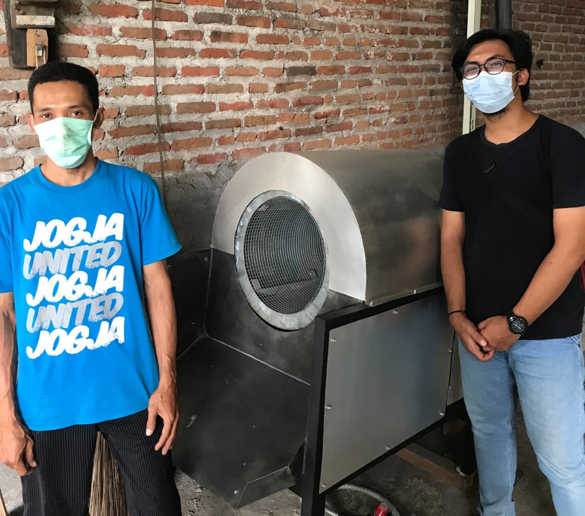 Mahasiswa Unair Ciptakan Mesin Penggorengan Ladu Ketan, Bantu Produksi UMKM