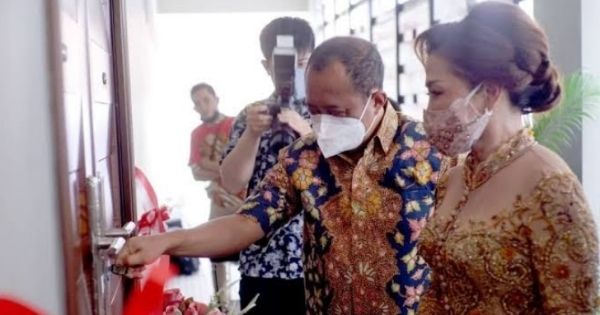 Bantu Warga Terdampak Pandemi, Pemkot Surabaya Bangun Dapur Umum