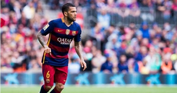 Dani Alves Pilih Balik ke Barcelona
