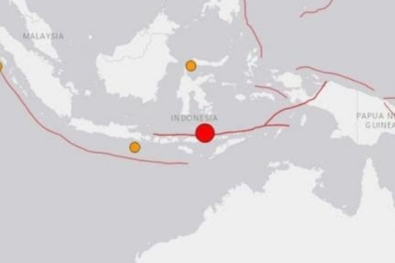 267 Kali Gempa Susulan Akibat Gempa 7,4 M Laut Flores