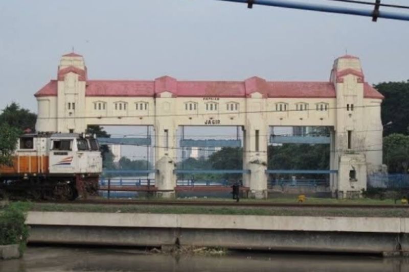 Cegah Banjir, Pintu Air Jagir Akan Dibuat Lubang Asupan