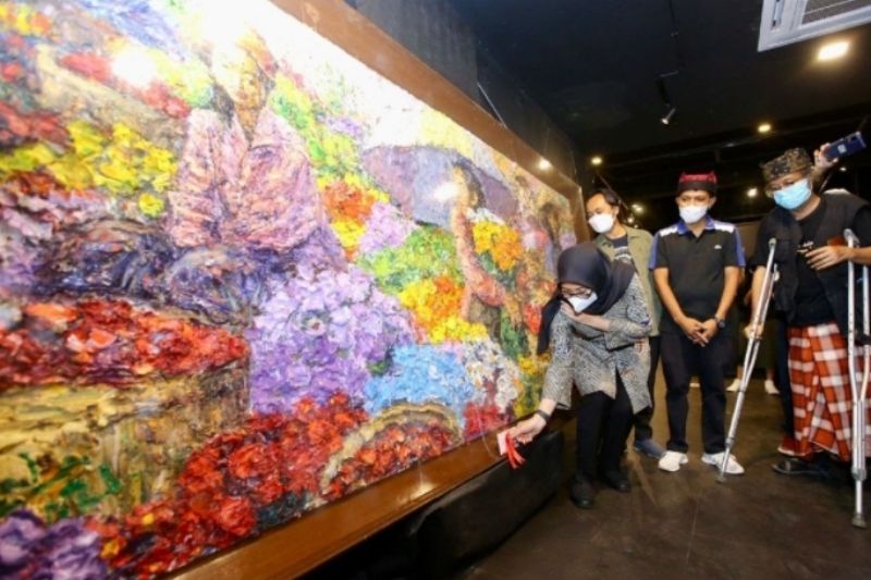 Lukisan Pasar Bunga Karya Awiki Terjual Rp 2,4 Miliar