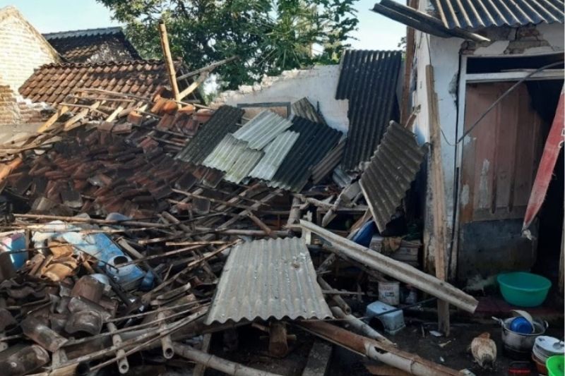 Rumah dan Korban Luka Akibat Gempa M 5,0 Jember Bertambah