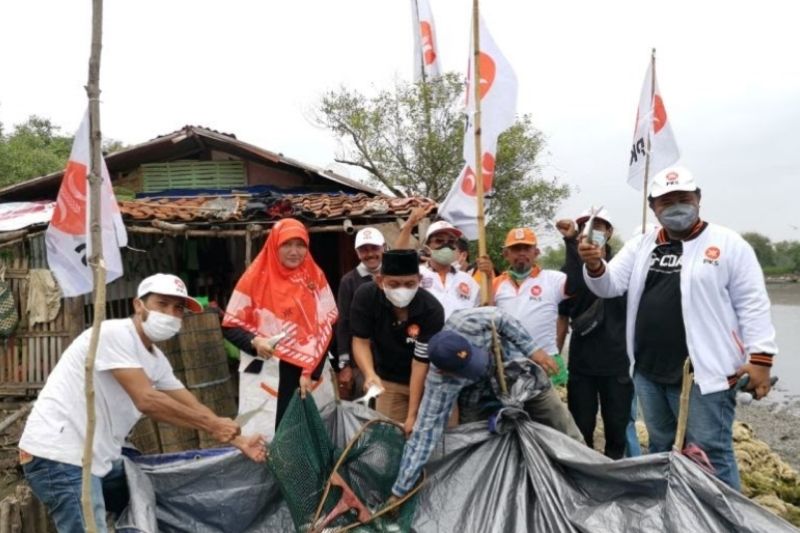 Keluh Kesah Petani Tambak di Surabaya Diperjuangkan PKS