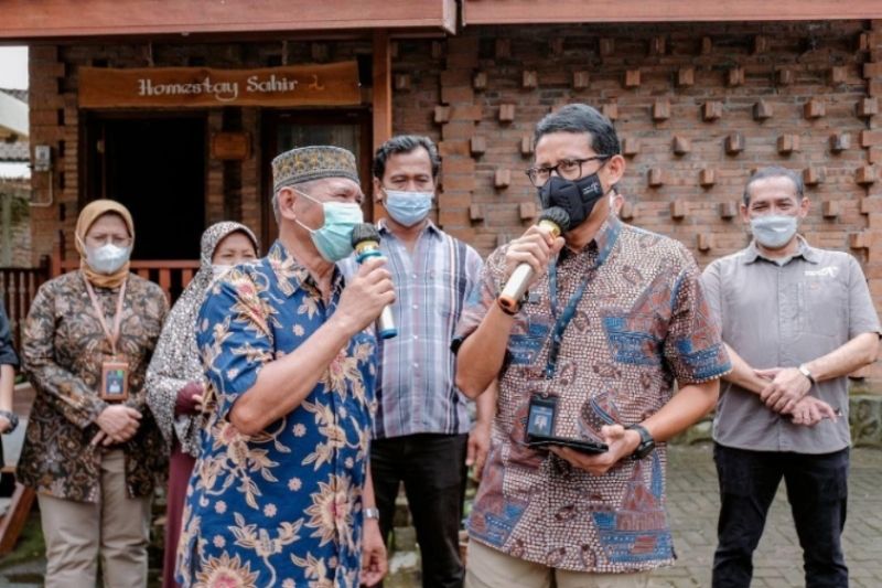 Kemenparekraf Perkuat Pemasaran Sarhunta Masyarakat di Borobudur
