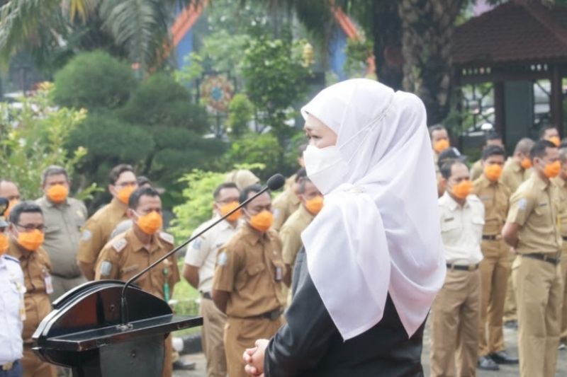 Khofifah Dorong Percepatan Vaksinasi Siswa