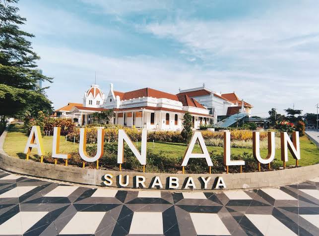 Nama Alun-alun Surabaya Membahayakan!