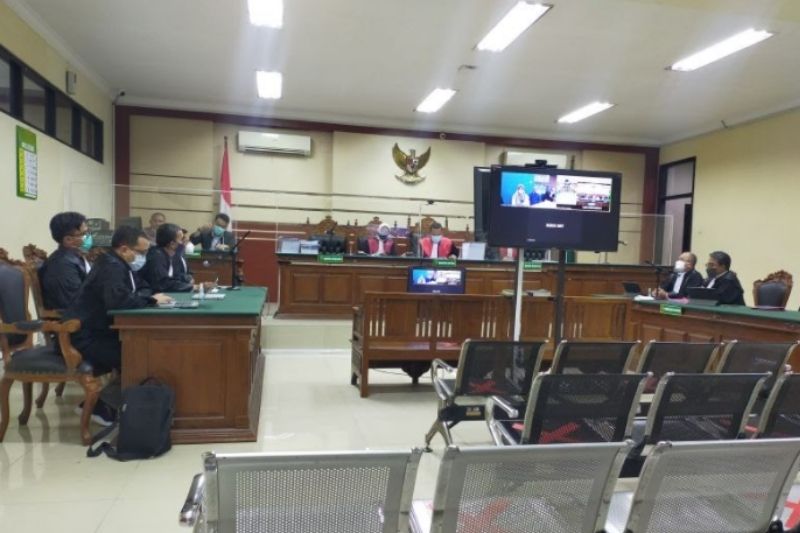 Puput Tantri Jalani Sidang Perdana Kasus Korupsi