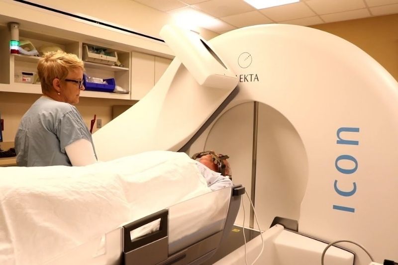 Terobosan Terbaru Gamma Knife Surgery, Inovasi Teknik Operasi Tumor Otak