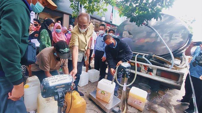 10 Ton Minyak Goreng Digelontorkan Kemendag di Surabaya