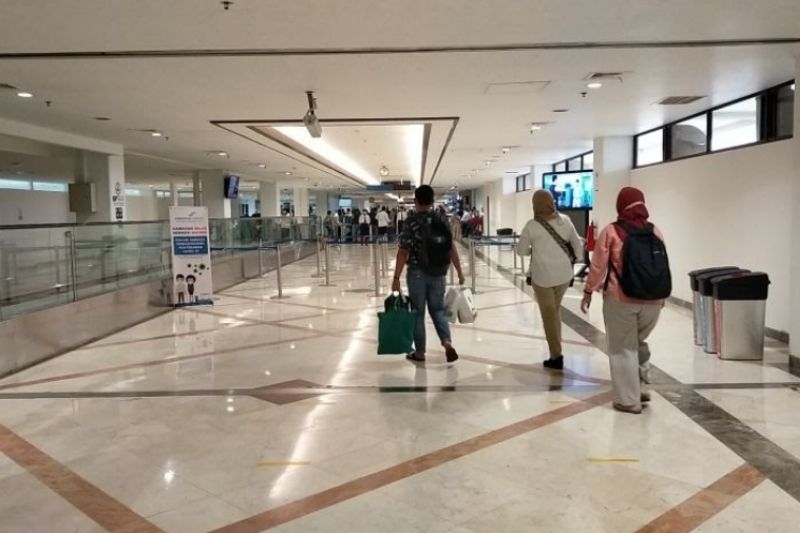 Bandara Juanda Terima 149 PMI Asal Brunei, 1 Orang Dinyatakan Positif COVID-19