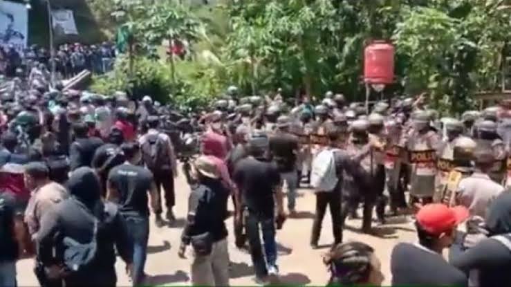 Politisi PDIP: Masyarakat Bisa Laporkan Ganjar ke Polisi dengan Pasal 335 KUHP