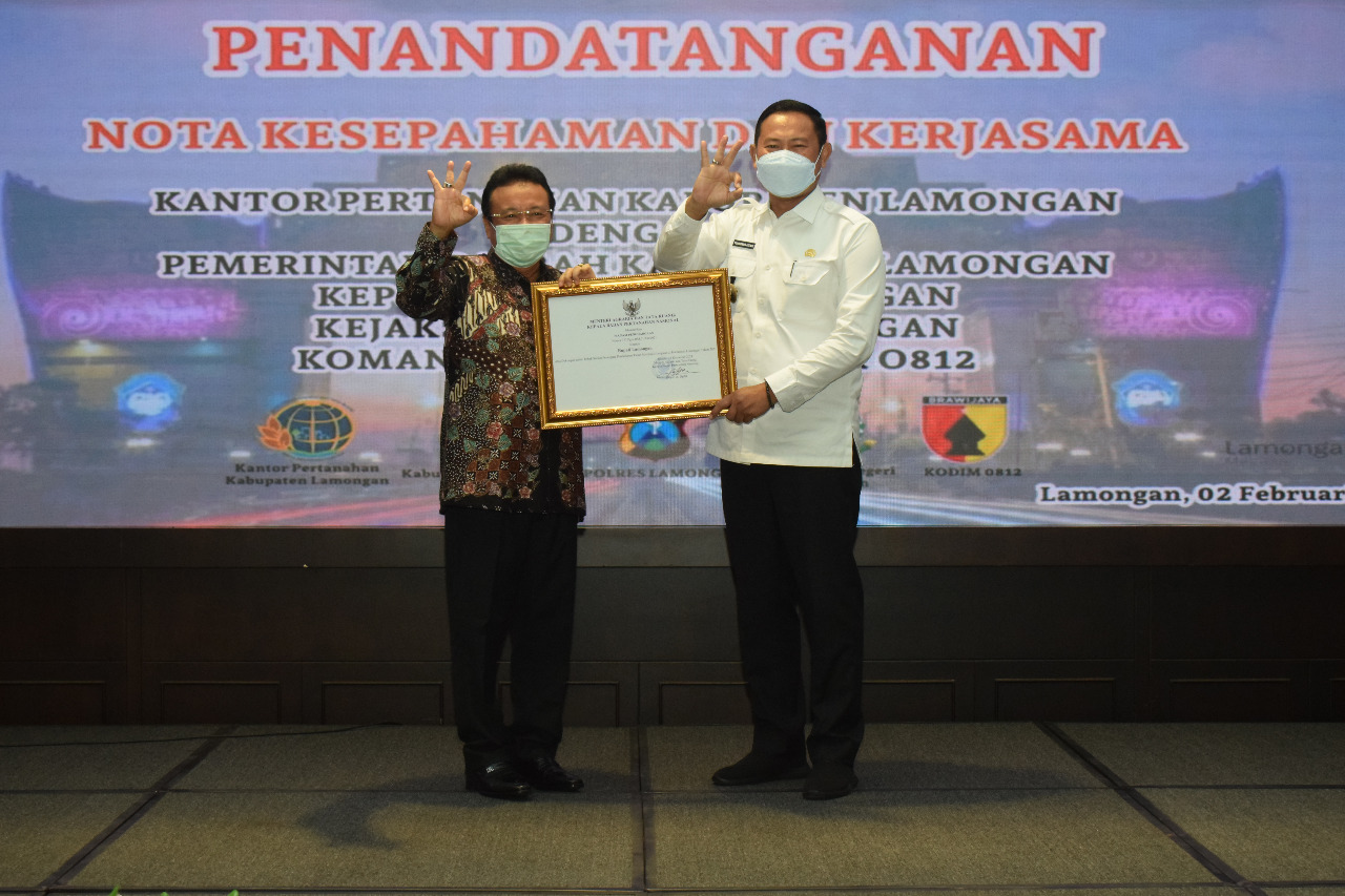 Sukses Percepatan PTSL, Kabupaten Lamongan Dapat Penghargaan Menteri ATR/BPN