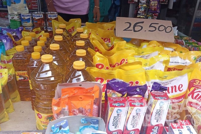 Di Pasar Tradisional Surabaya Harga Minyak Goreng Mulai Dekati HET