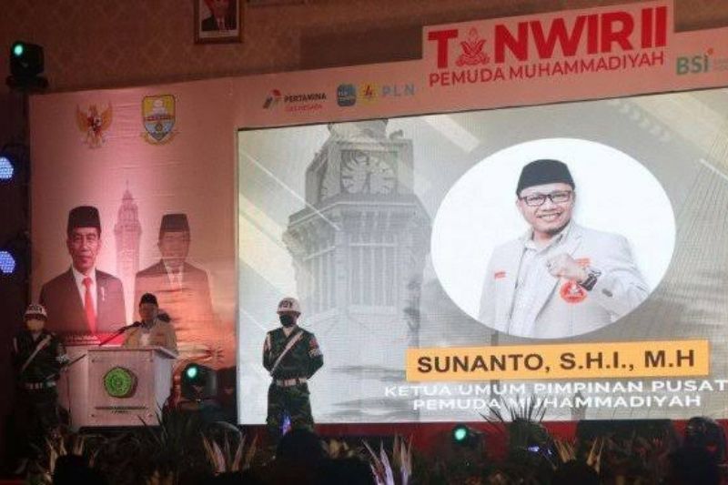 Pemuda Muhammadiyah, : Presiden Cukup 2 Periode, Jadilah Negarawan