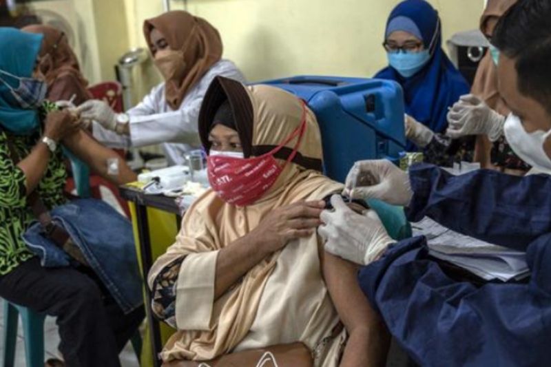 Vaksin Booster Non-Lansia di Surabaya Capai 89 persen dari Target