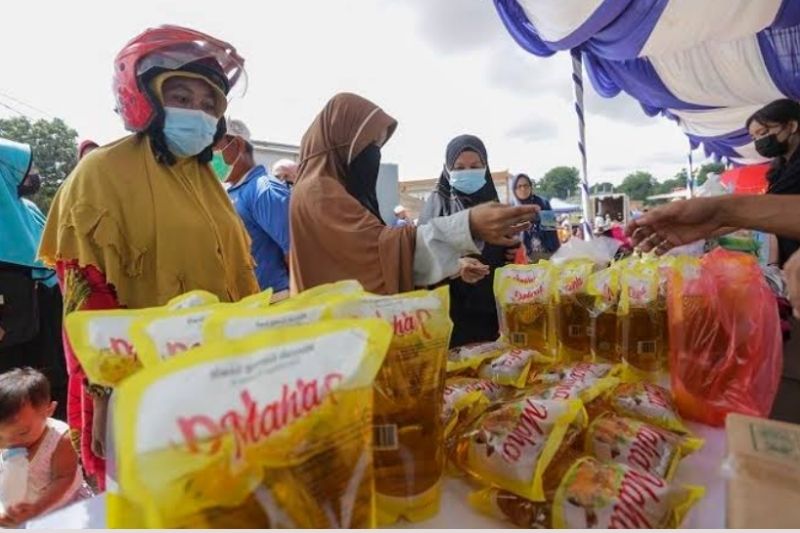 72 Persen BLT Minyak Goreng di Surabaya Sudah Dicairkan