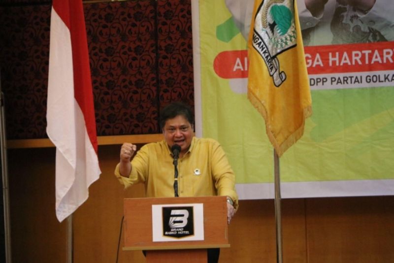 Adi Prayitno: Golkar Tak Mungkin Beda Sikap Dengan Jokowi