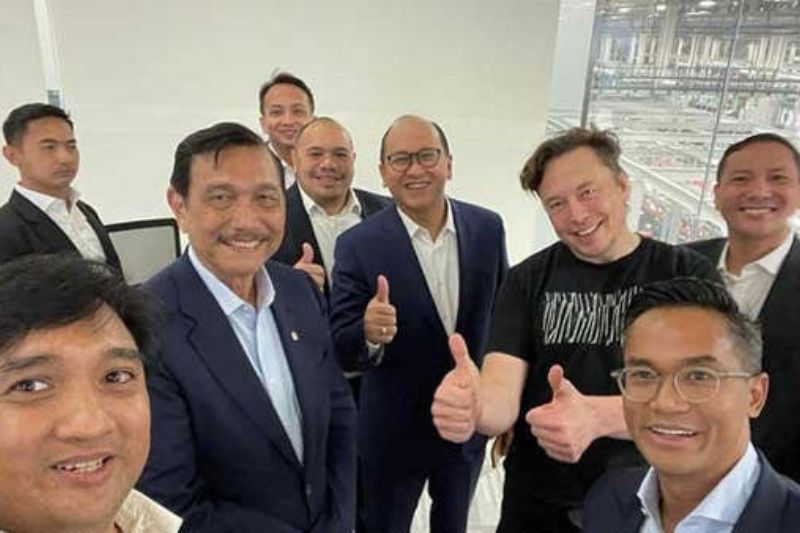 Anindya Bakrie Dampingi Luhut Temui Elon Musk, Mau Bahas Apa?