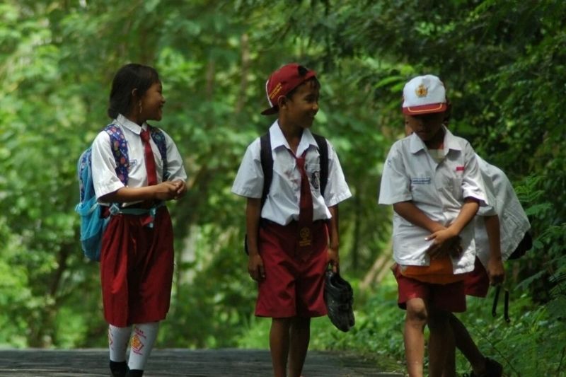 APBD Untuk Beasiswa Kuliah Anak Desa