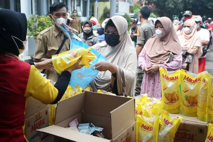 BLT Bukan Solusi Cerdas, Presiden Diminta Evaluasi Mendag dan Ketua Bapanas