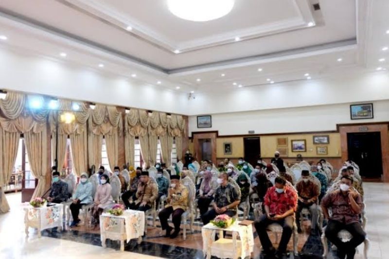 Dana Jaspel Diberikan pada Ribuan Guru Ngaji dan Sekolah Minggu se-Surabaya