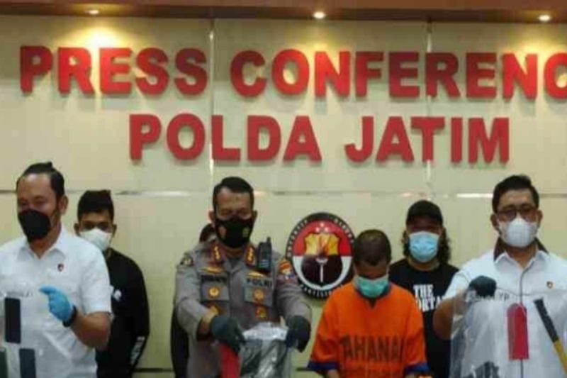 Dokter Muda UB Dihabisi Ayah Tiri Kekasihnya, yang Mencintai Anaknya Sendiri