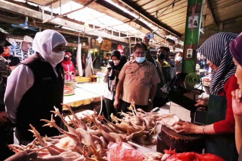 Gubernur Khofifah Pastikan Ketersediaan Kebutuhan Pokok di Sidoarjo Stabil, Kecuali...