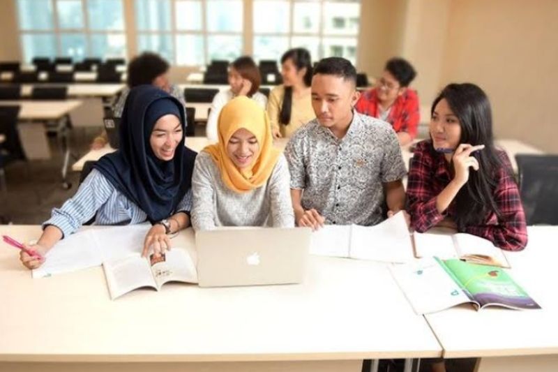 Kabar Baik! Pemkot Surabaya Sediakan Beasiswa Pemuda Tangguh