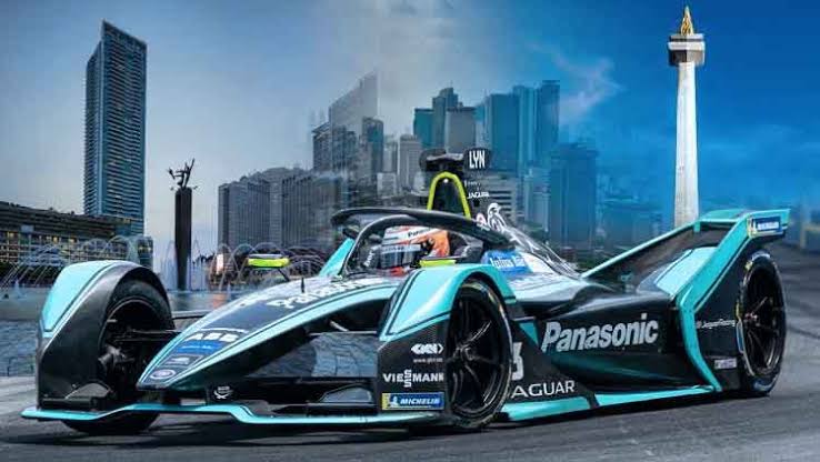 KPK Soroti Pembiayaan Formula E, Ini Analisa Rocky Gerung