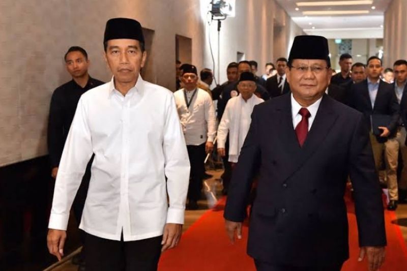 Panda Nababan: Jokowi Panggil 4 Menteri Terkait Pilpres 2024