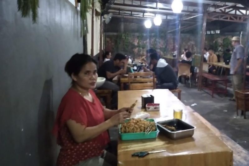 Warung Mbak Nar Surabaya, Citarasa Nikmat Harga Bersahabat