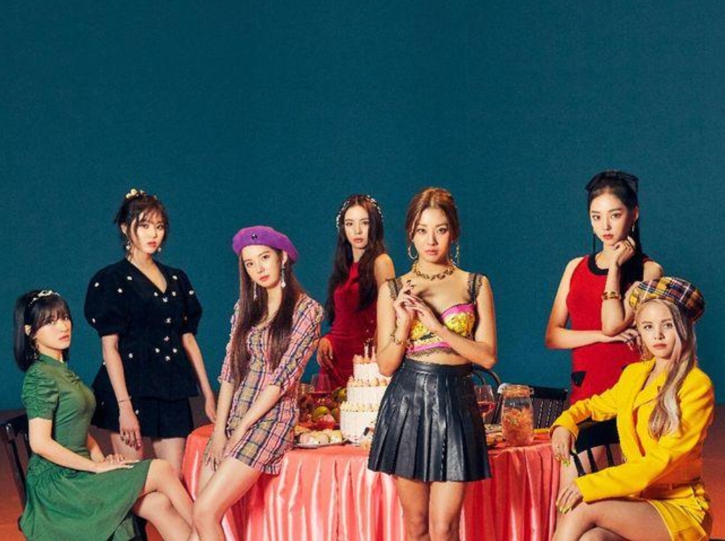 Cube Entertainment Sebut Grup CLC Resmi Bubar