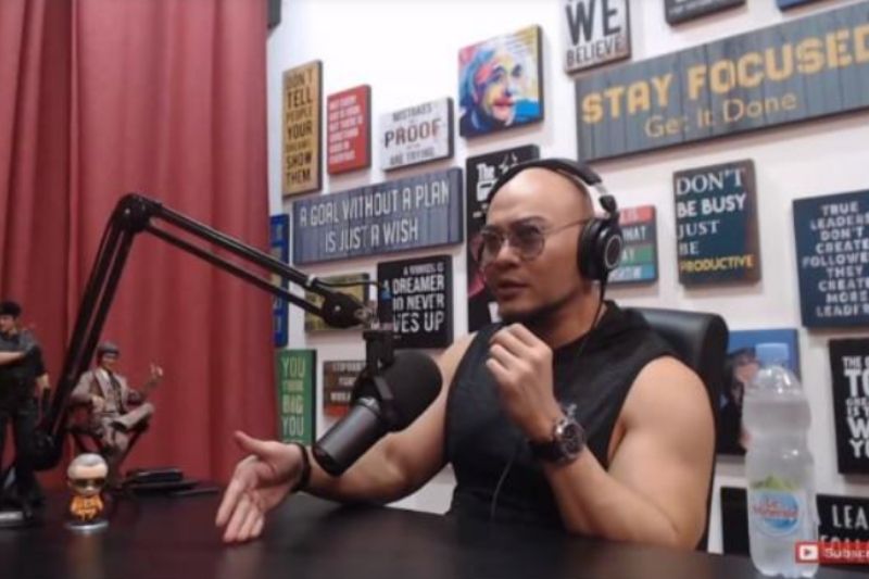 DPR Minta Kominfo Takedown Podcast Deddy Corbuzier soal LGBT