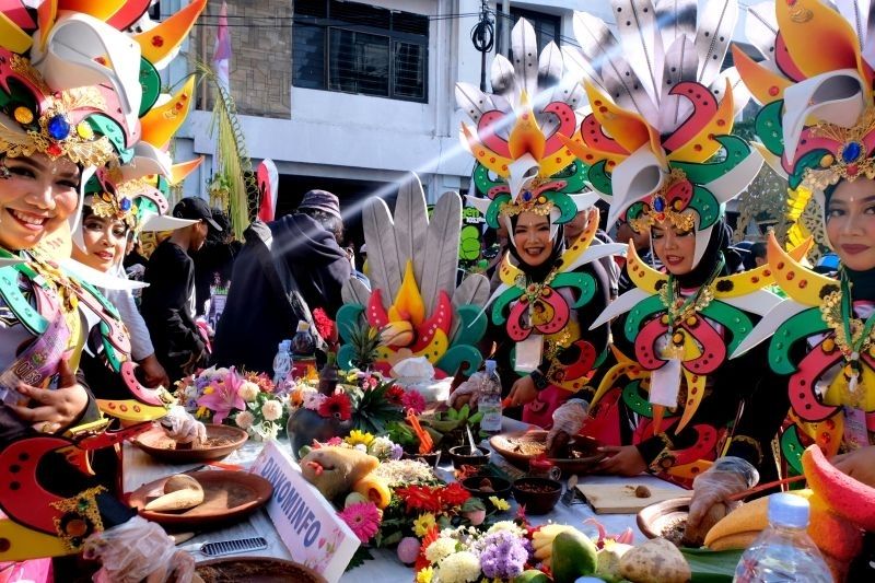 Festival Rujak Uleg Dinilai Hidupkan Lagi Kota Tua Surabaya