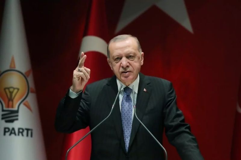 Politik Luar Negeri Erdogan yang Nyeleneh