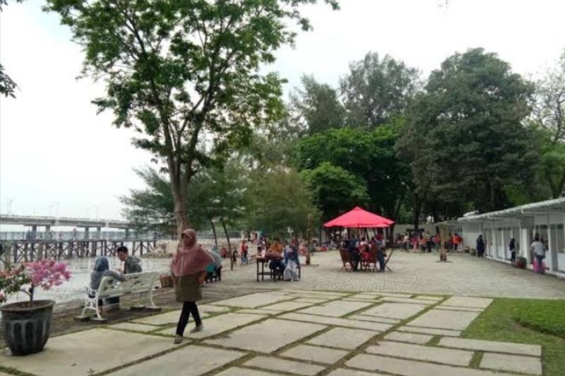 Sambut Lebaran, Taman Hiburan Kenjeran Tetap Buka 