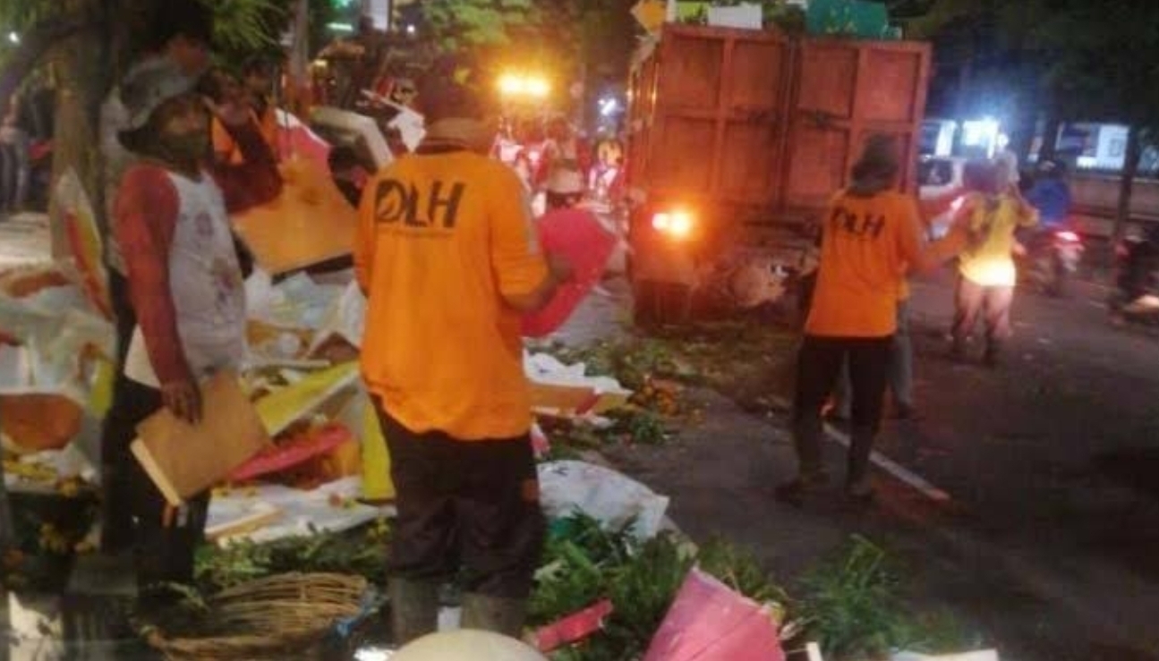 Sampah Acara Surabaya Vaganza Mencapai 30 Ton