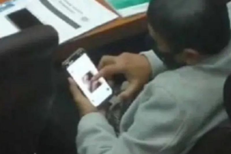 Tanggapi Kasus Anggota DPR RI Tonton Video Porno, Rocky Gerung: Di Amerika Pejabat Itu Langsung Mundur