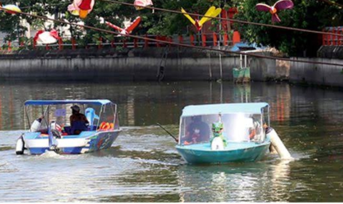Wisata Perahu Kalimas Jadi Destinasi Andalan Libur Lebaran di Surabaya