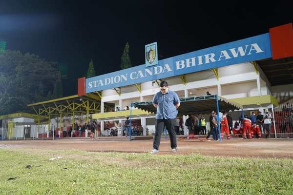 Bupati Kediri Janjikan Stadion Baru untuk Kandang Persedikab