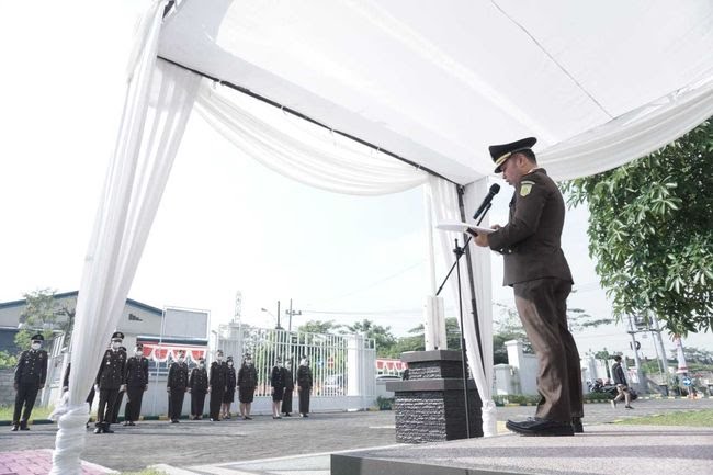 Jawab Tuntutan Zaman, Kajari Mojokerto Minta Jaksa Introspeksi Diri dan Tinggalkan Pola Lama