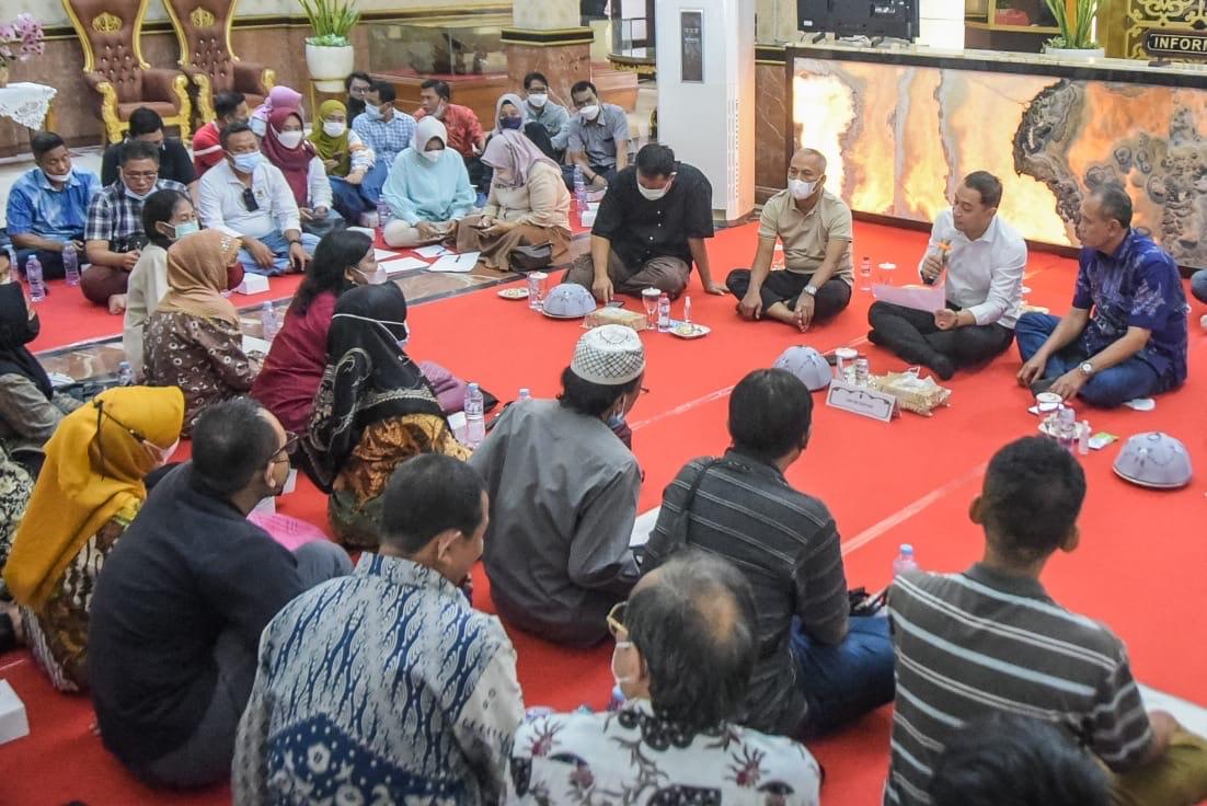 Warga Surabaya Mengeluh pada Eri Cahyadi, Lurah dan Camat Diminta Cepat Eksekusi!