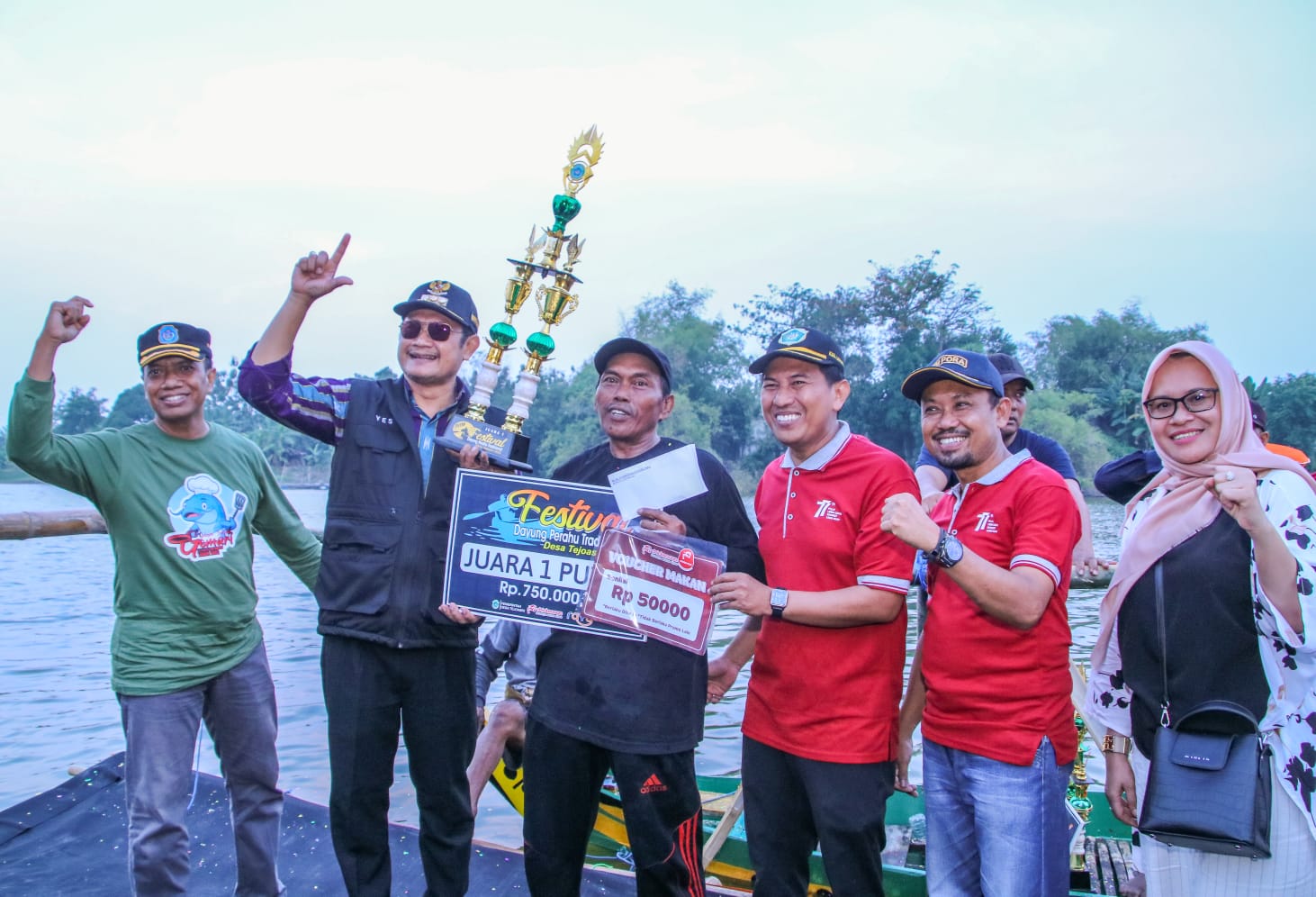 Gelar Festival Dayung Perahu Tradisional, Kini Desa Tejoasri Jadi Desa Wisata