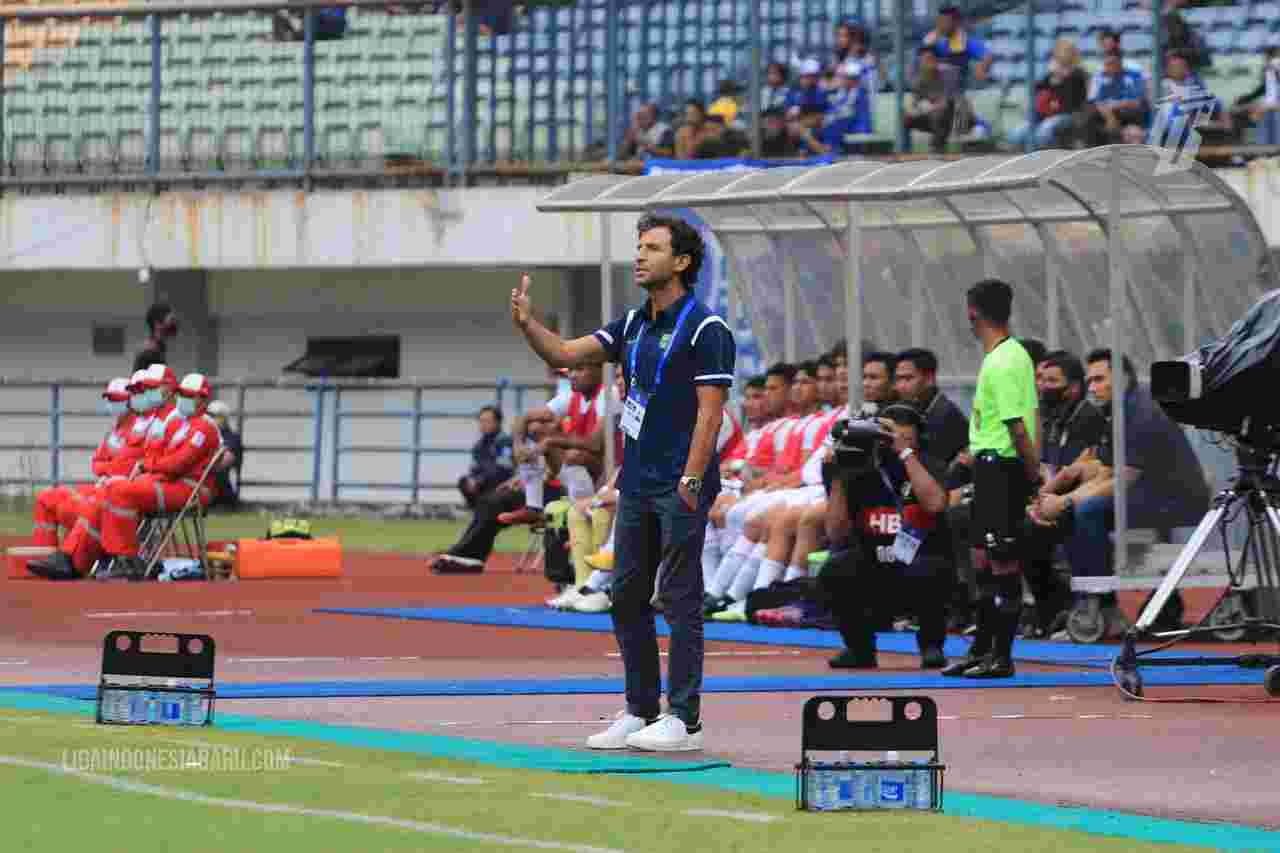 Liga 1: Luis Milla Jalani Debut Manis Bersama Persib Bandung