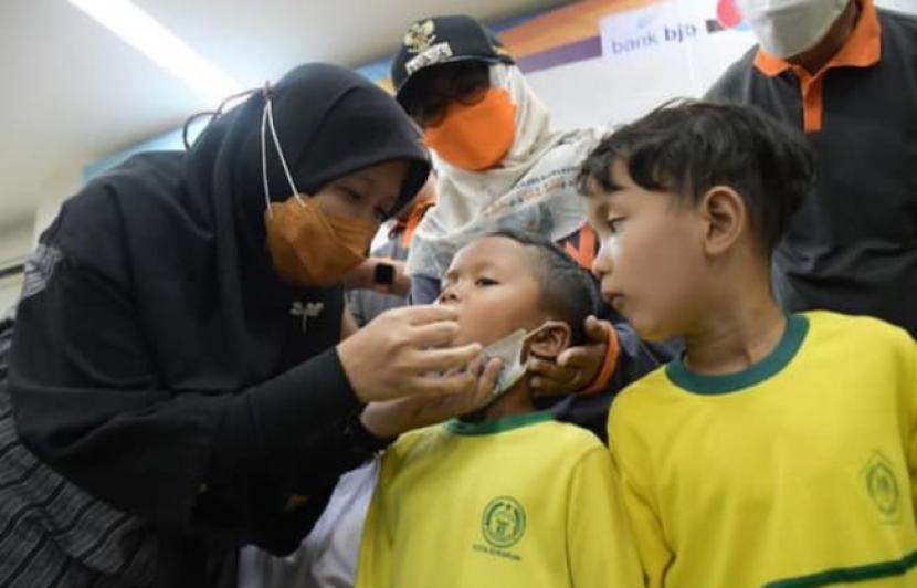 Ratusan Ribu Anak di Surabaya Sudah Mengikuti Imunisasi