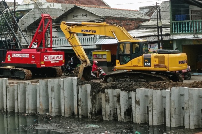 Armuji Minta Tanggul Asemrowo Punya Kualitas yang Bagus